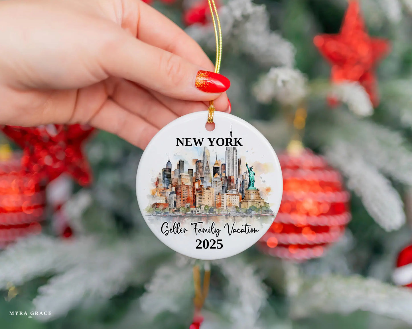 Custom vacation New York ceramic photo ornament with personalized message – handmade Christmas bauble, gift souvenir, or vacation keepsake.