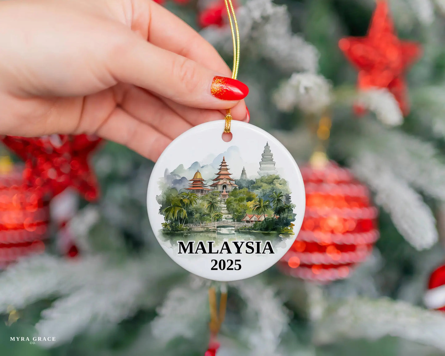 Malaysia Ornament Custom Gift Souvenir Bauble. Custom Malaysia ceramic photo ornament with personalized message – handmade Christmas bauble, gift souvenir, or vacation keepsake.  