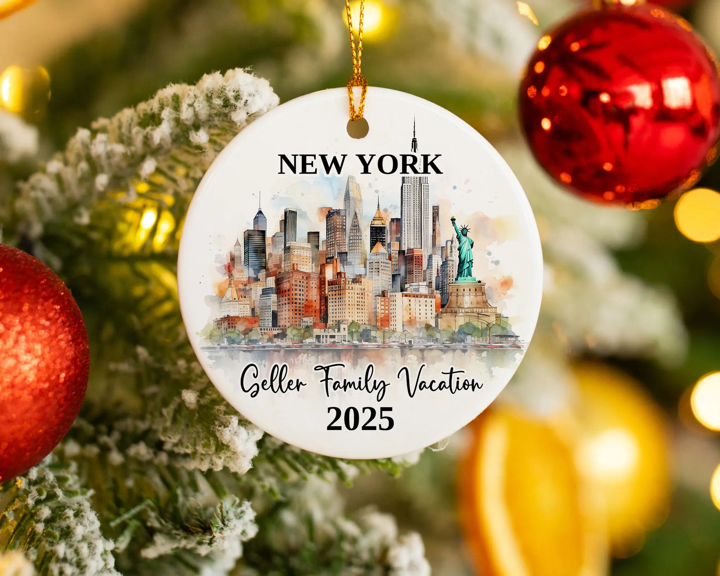 Custom vacation New York ceramic photo ornament with personalized message – handmade Christmas bauble, gift souvenir, or vacation keepsake. 